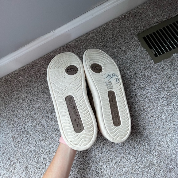 Coach Canvas Slip On Size 6 - Picture 7 of 10